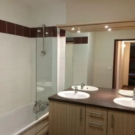 Serias 20 Apartment